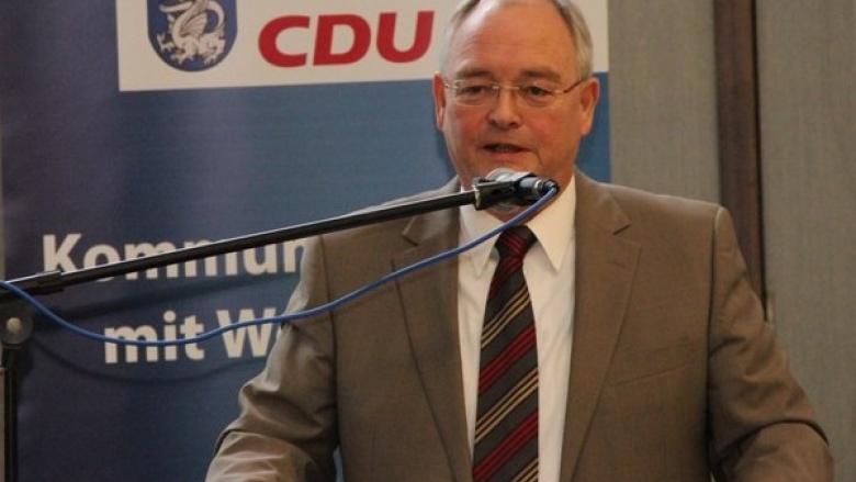 Theo Hüffel erklärt Amtsverzicht zum 22.06.2014