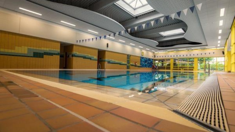 Energie, Schwimmbad und Elektroauto? FU Wachtberg am 14. September zu Gast bei der enewa