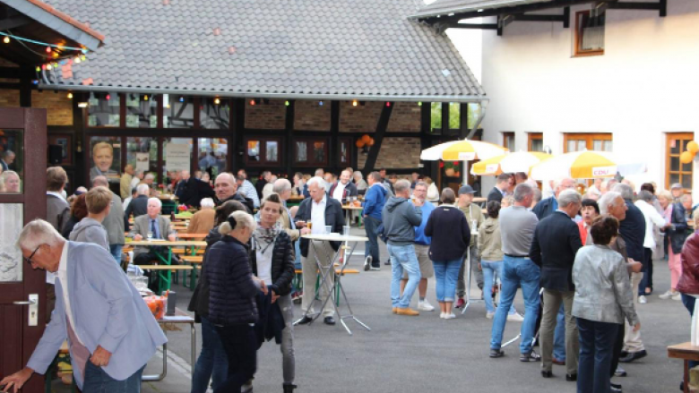 So schön war's noch nie - CDU Wachtberg feiert in Ließem das traditionelle Köllenhoffest