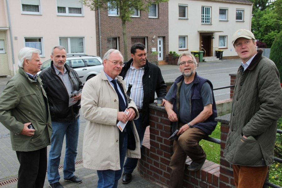 Beckschäfer vor Ort in Adendorf und Werthhoven (Mai 2014)
