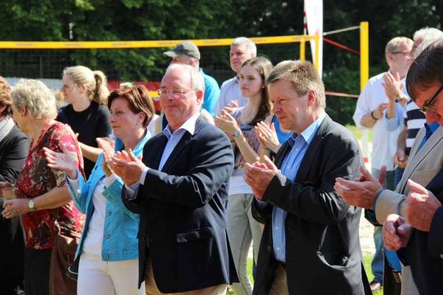 Eröffnung der neuen Beachvolleyballanlage am Schulzentrum Berkum (Mai 2014)
