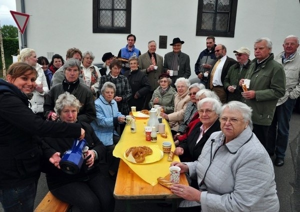 Frühschoppen zum Holzemer Patronatsfest (Mai 2012)