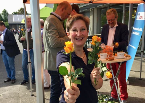 Ein Gruß an alle Mütter und die, die es noch werden wollen - CDU überrascht mit frühlingshaftem Dankeschön