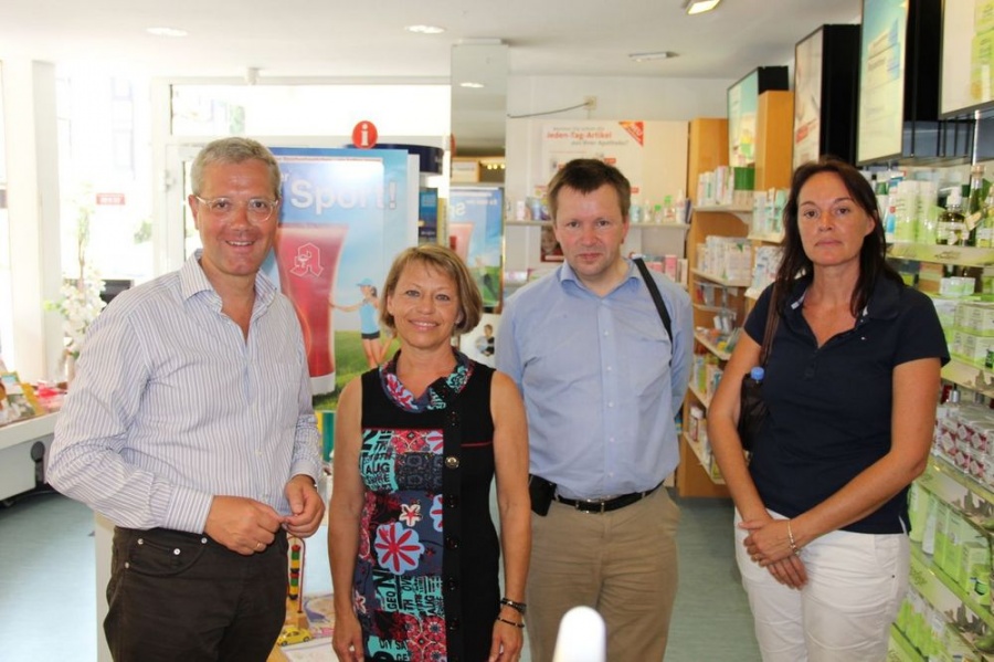 Sommerspaziergang mit Norbert Röttgen durch Wachtberg (Juli 2013)
