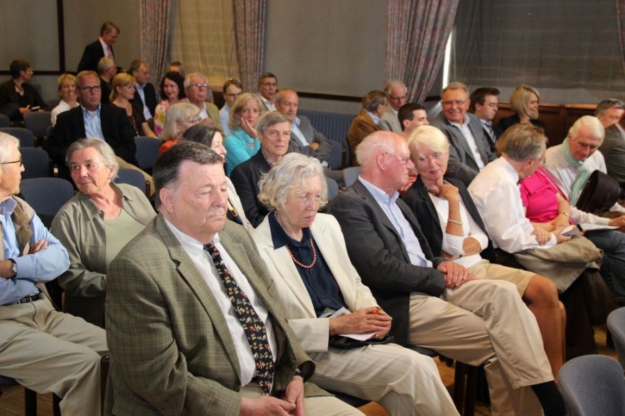 In Wachtberg im Gespräch: Energieexpertin Prof. Claudia Kemfert (Juli 2013)