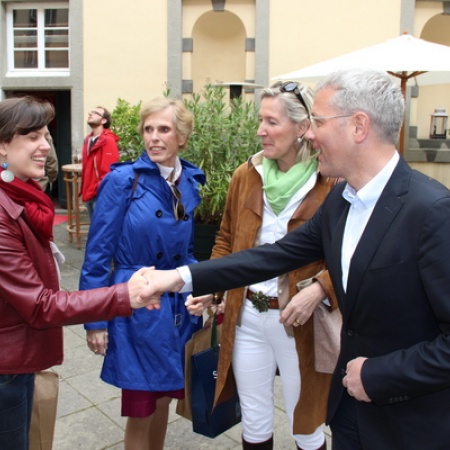 Größeres Bild ansehen