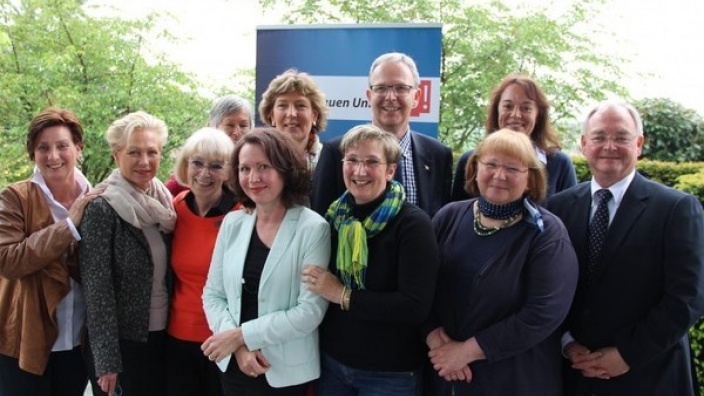 Frauen Union Wachtberg diskutiert Europapolitik mit Europakandidat Axel Voss