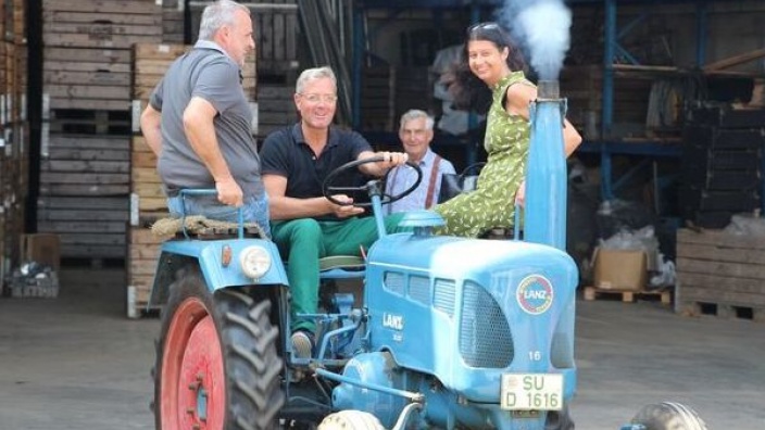 Echte Männer fahren Traktor