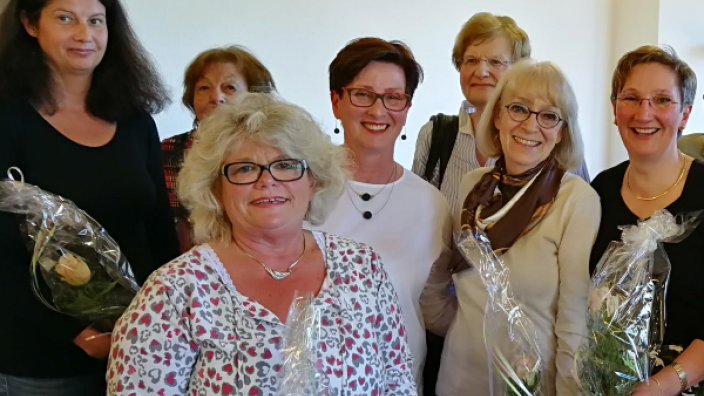 Frühlingscafé Limbachstift - Wachtberger Frauen Union lädt zu Kaffee und Kuchen im Berkumer Seniorenheim