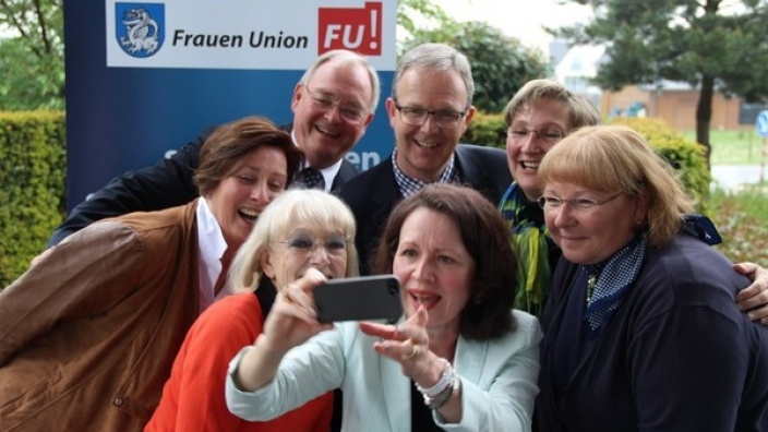Zum Kaffee mit unserem Europaabgeordneten Axel Voss am 22. Mai in Berkum