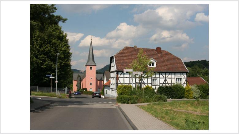 Bürgerversammlung in Niederbachem: CDU-Fraktionsvorsitzender Günter Kurenbach zieht positive Bilanz Bürgerversammlung in Niederbachem: CDU-Fraktionsvorsitzender Günter Kurenbach zieht positive Bilanz