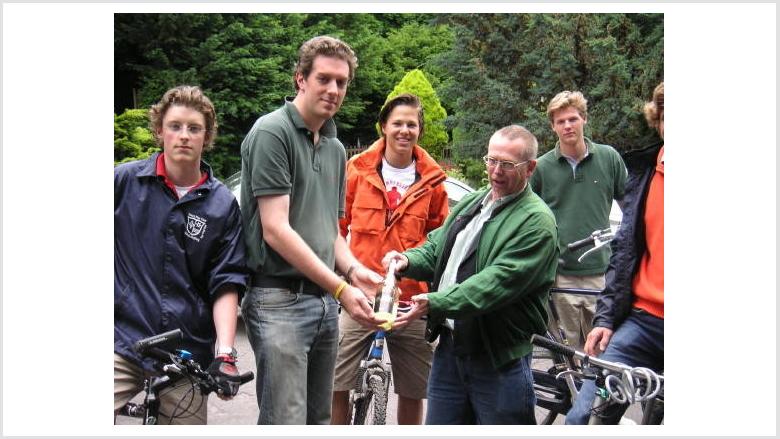 JU Wachtberg machte Radtour zur "Brücke von Remagen"