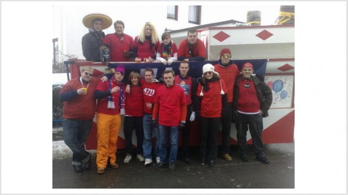 Achtung roter Abgrund - Junge Union im Karneval dabei!