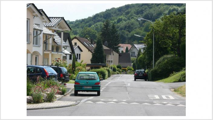Verkehrsberuhigung auf der Austraße in Niederbachem