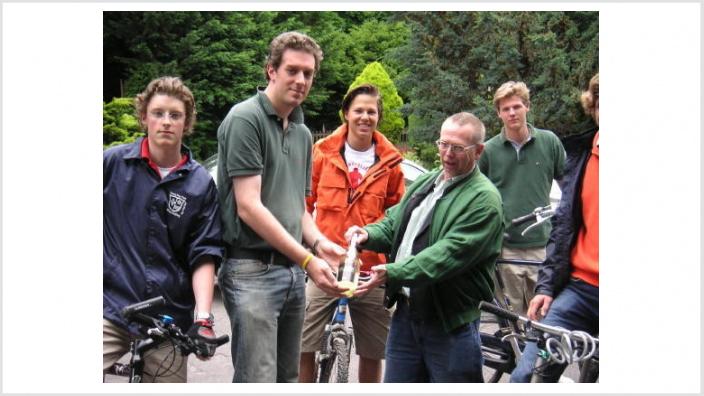JU Wachtberg machte Radtour zur "Brücke von Remagen"