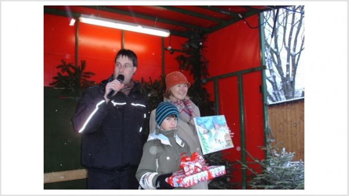 CDU beim Weihnachtsmarkt in Fritzdorf - Junge Künstler wurden ausgezeichnet